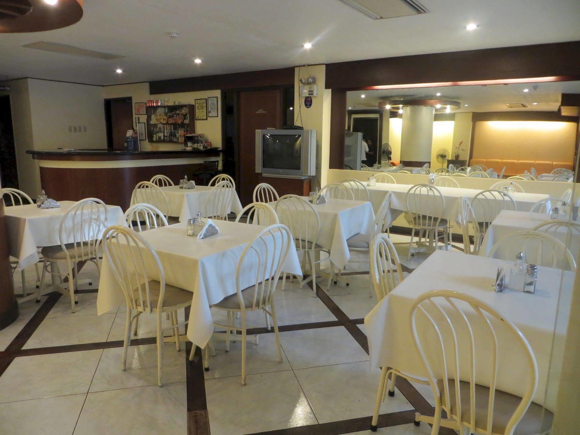 Paragon Suites Cebu Zewnętrze zdjęcie