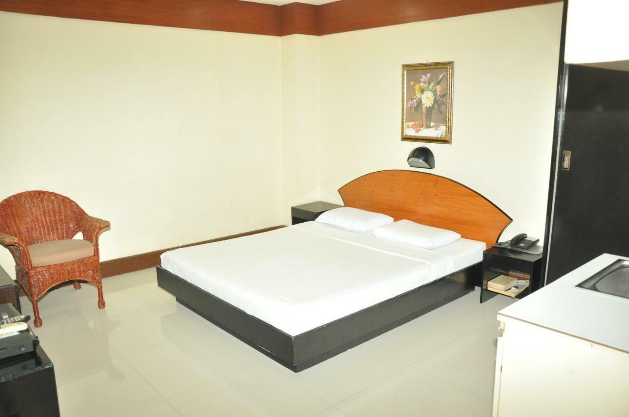 Paragon Suites Cebu Zewnętrze zdjęcie